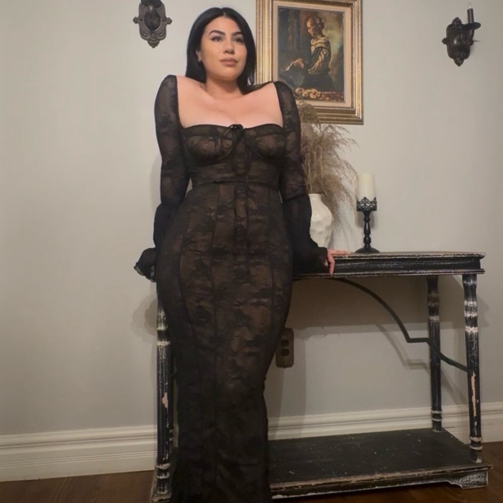 Meet your Posher, Leticia